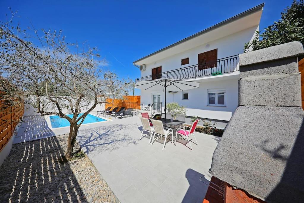 Luxury Apartment Petra With Private Pool Zadar Luaran gambar